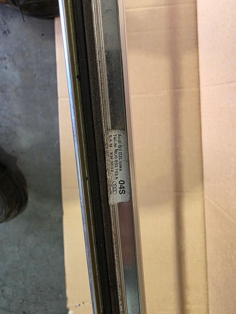 фото №11, Молдинг кузовная хром левая audi q3 8u 8u0853703a !!!