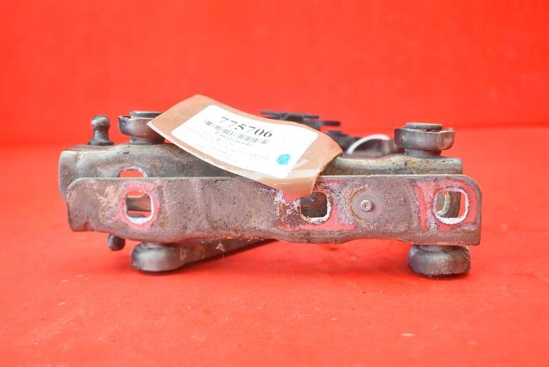 фото №5, Петля петли капот 2118800228 mercedes cls c219 w219 04-08