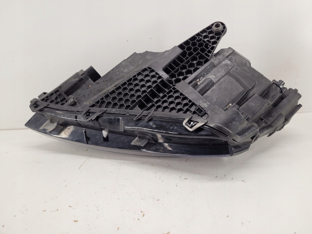 фото №10, Skoda superb 3 3v1 lift led лампа правая перед