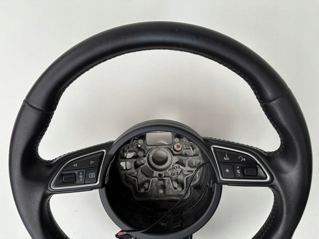 фото №7, Повітропровід audi a1 8x шкіряний шкіра мультифункція 4g0419091