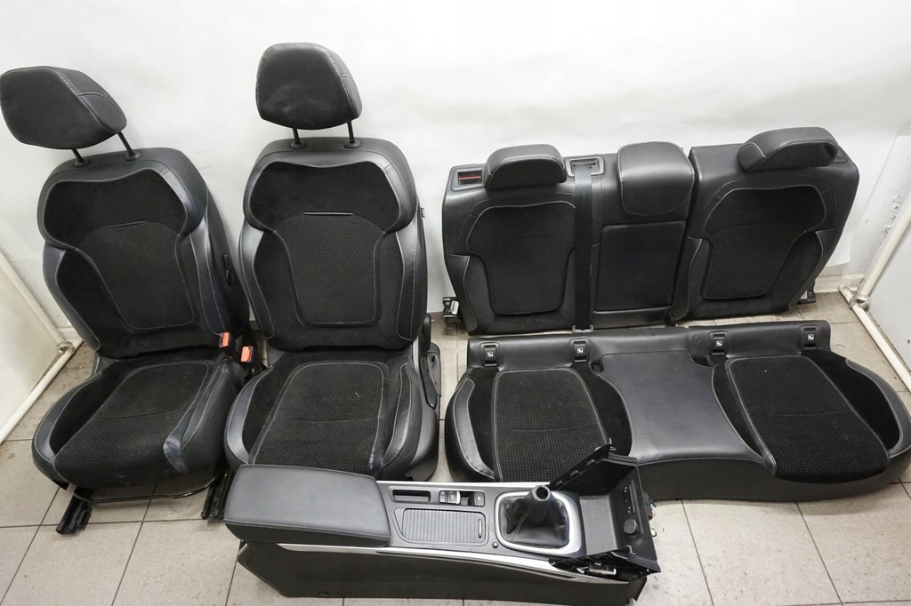 фото №1, Сиденья заднее сиденье обшивки renault megane iv 4 hb