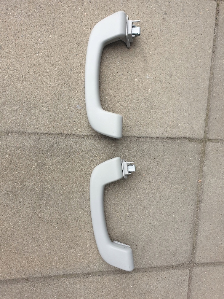 фото №1, Bmw i3 ручка потолочный левая правая kompl. 7359436