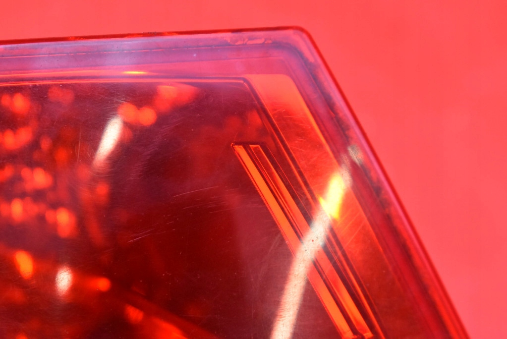 фото №14, Лампа левая задняя задняя 8200700046 renault thalia 2 ii 08-12