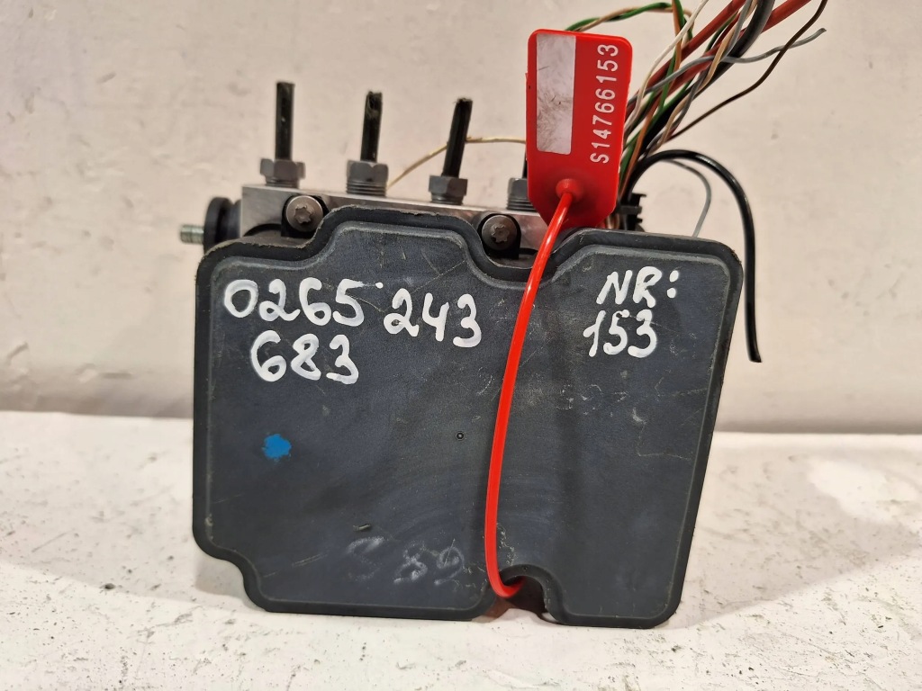 фото №4, Насос abs bosch 0265243683 renault clio iv 12-