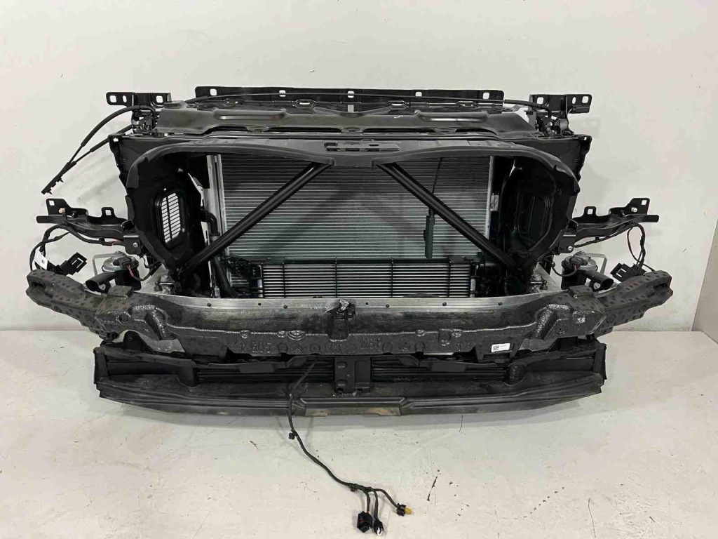 Перед комплектный  bmw x5 g05 7492364 с Разборки