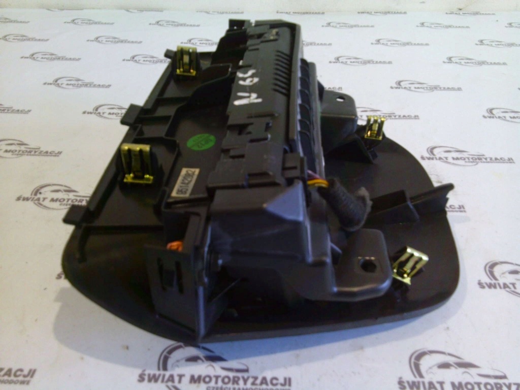 Mokka a 15r экран козырёк приборная панель 95142082 22915943g Цена