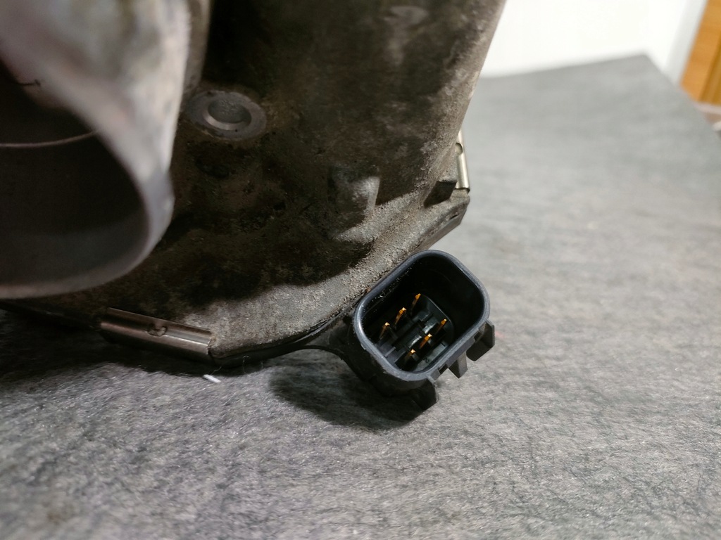 фото №6, Opel insignia mokka astra j дроссельная заслонка 1,6-1,8 b