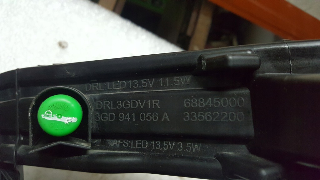 Противотуманная фара led drl правый vw passat b8 gte 3gd941056a Оригинал