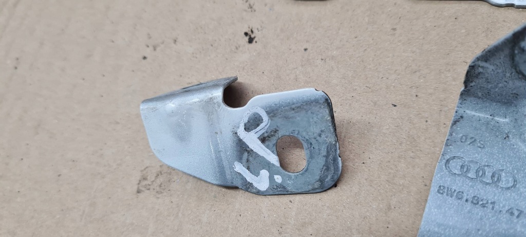 фото №7, Audi a5 2017 перед сторона левая кронштейн / кронштейн крыла передний