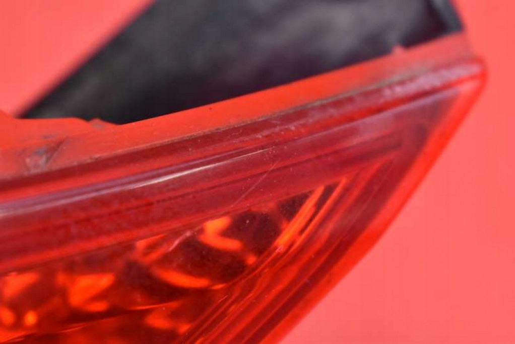 фото №11, Лампа правая задняя задняя 9683460980 peugeot 3008 1 i 10-13