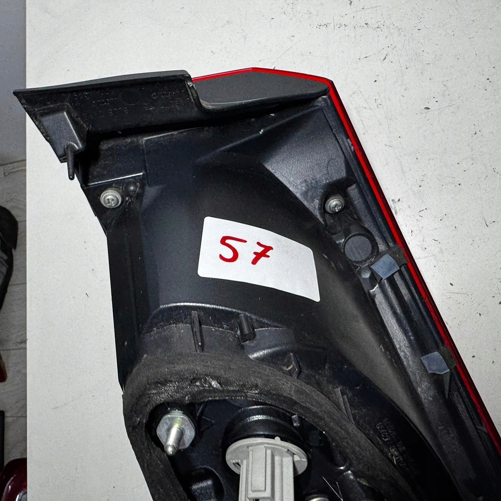 фото №7, Лампа лівий задня ліва задня mazda 3 iii bm 13- sedan 22065026