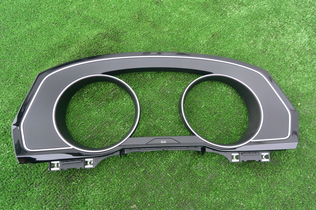 фото №1, Защита рамка корпус спидометра vw passat b8 eu