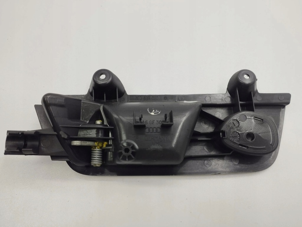 фото №5, Audi a4 s4 b6 8e 8h ручка внутрішня задня 2003 8e0839020