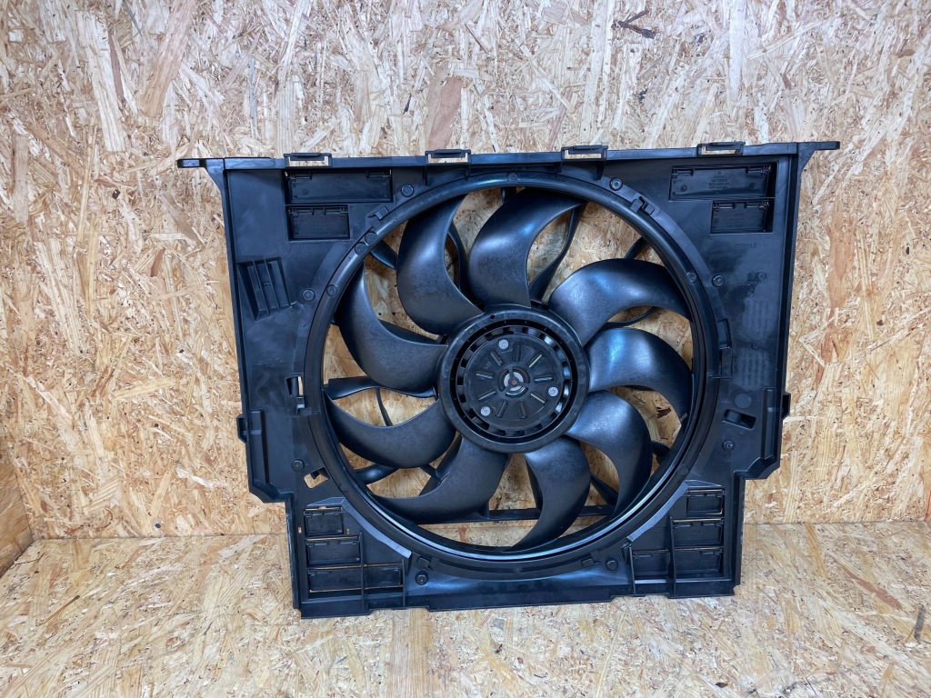 Вентилятор радіатор корпус bmw g11 g12 g30 g31 3.0d 8590051 8655846 Недорого