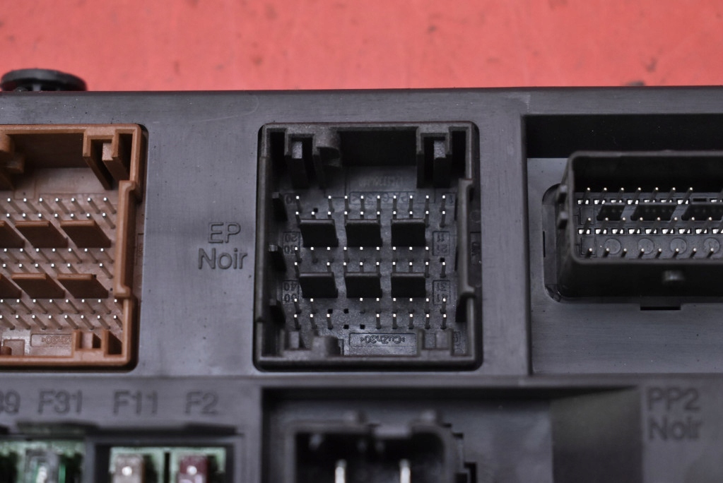 фото №13, Коробка предохранителей bsi 966554758000 peugeot 508 i 1.6 hdi 112 km 10-14