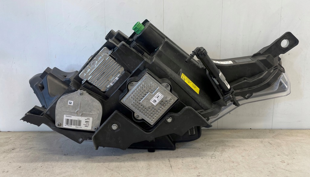 фото №10, Maserati levante 16-ксенон лампа перед ліва europa