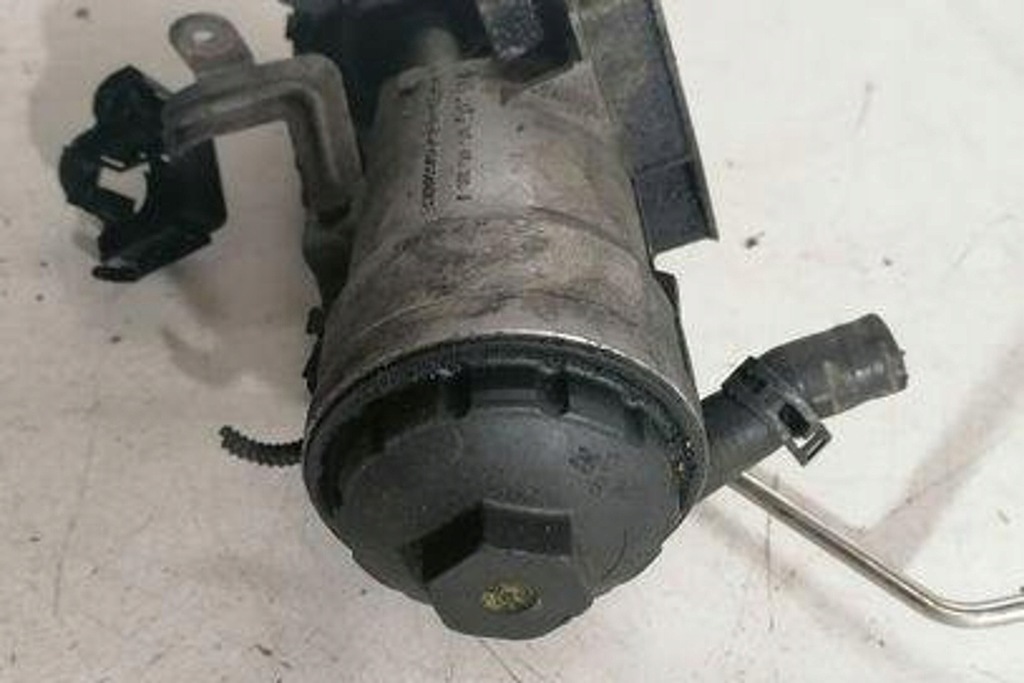 фото №7, Крышка фильтра масла vw golf plus 5m1, 521 045115389j 2.0l дизель 103kw