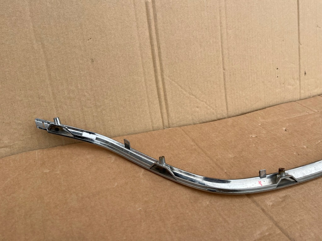 Renault talisman молдинг хром бампера перед 620722101r Київ