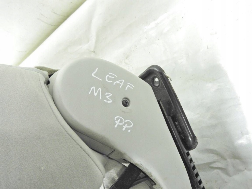 Nissan leaf i 10-17 сидіння правий перед передній Київ