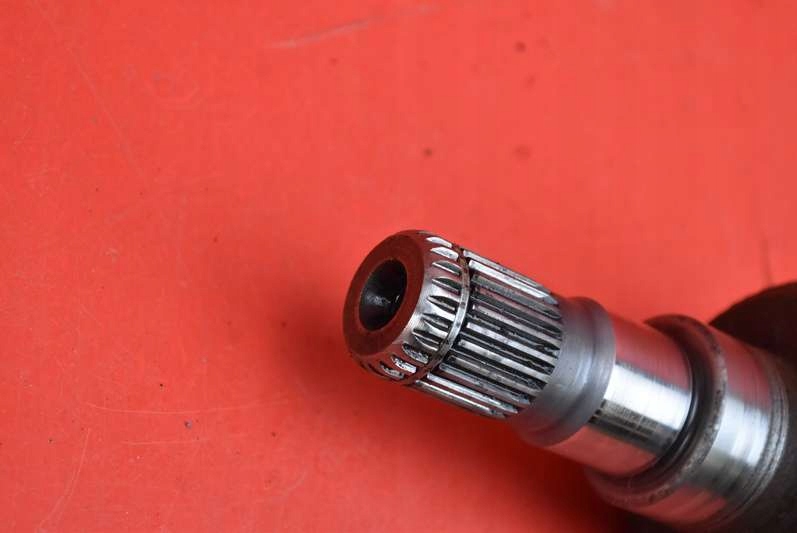 фото №8, Приводной вал левая задняя автоматическая коробка передач chrysler pacifica 1 i 4.0 v6 258 km 4x4 lift 03-08