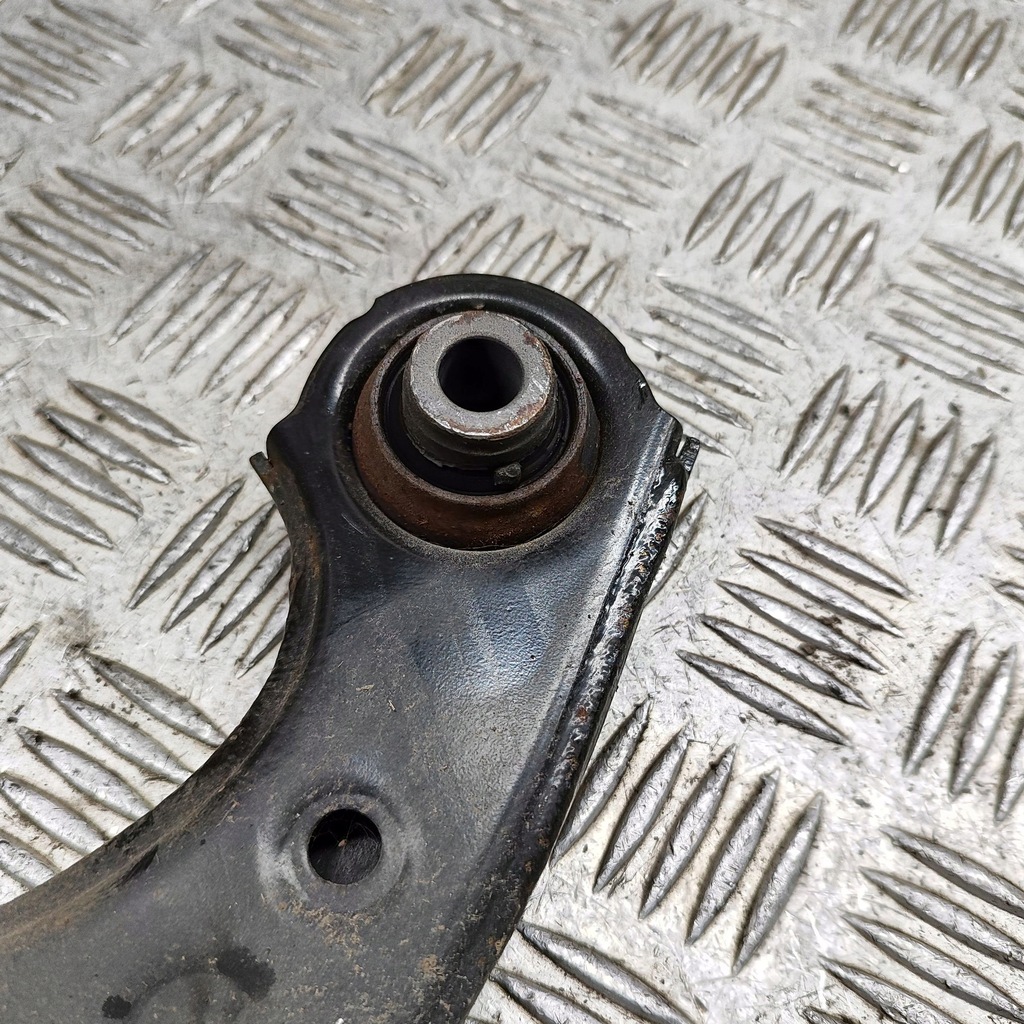 фото №6, Toyota corolla e210 e21 2023 левая сторона верхний рычаг задний