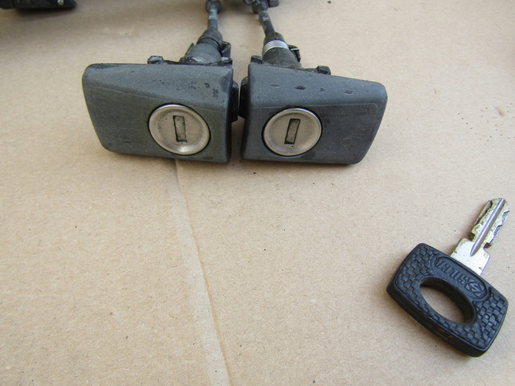 19 mercedes w124 85-89 замок зажигания 2x вкладка замка дверь 1 ключ комплект Киев