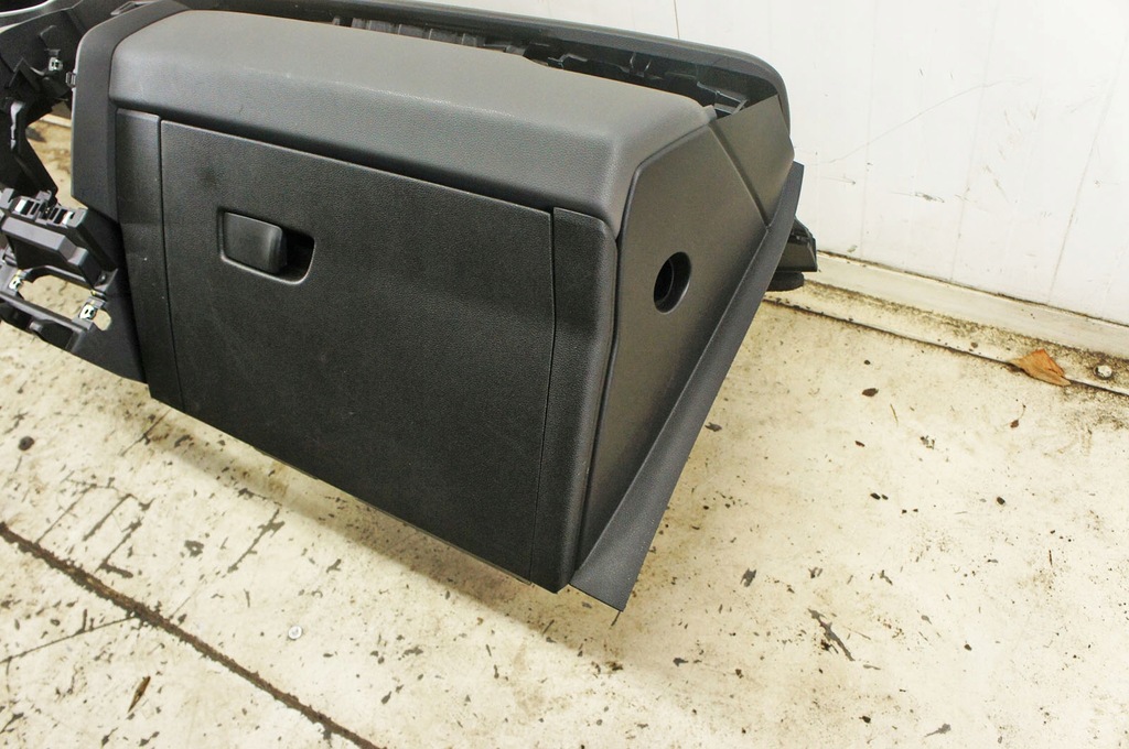 фото №14, Md063 renault clio v ^ приборная панель приборная панель pulpit консоль