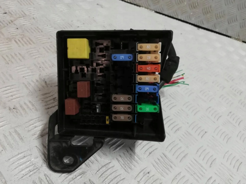 фото №5, Коробка предохранителей renault laguna iii