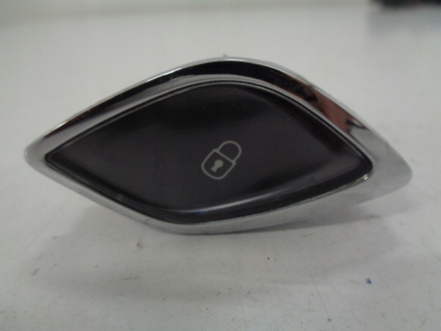 фото №1, Citroen c3 переключатель замка центрального 96656599