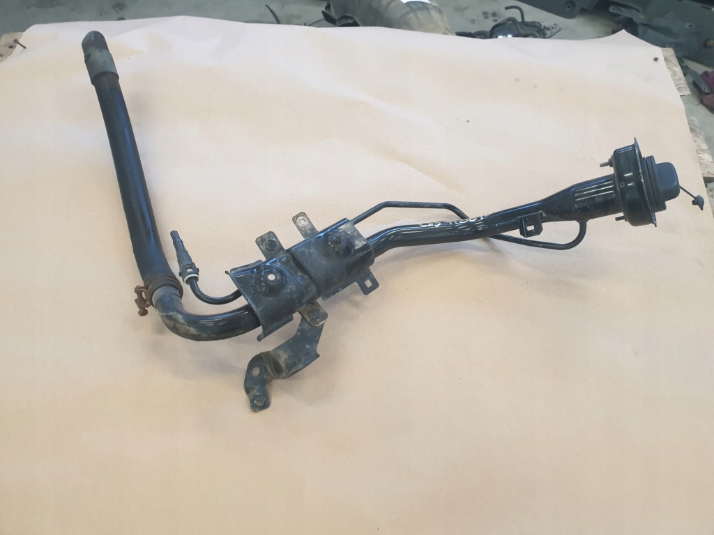 фото №3, Mazda cx-3 cx3 заливная горловина топлива