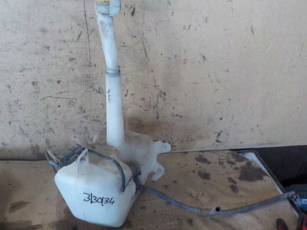 фото №1, Nissan xtrail 2.2d бачок омывателя