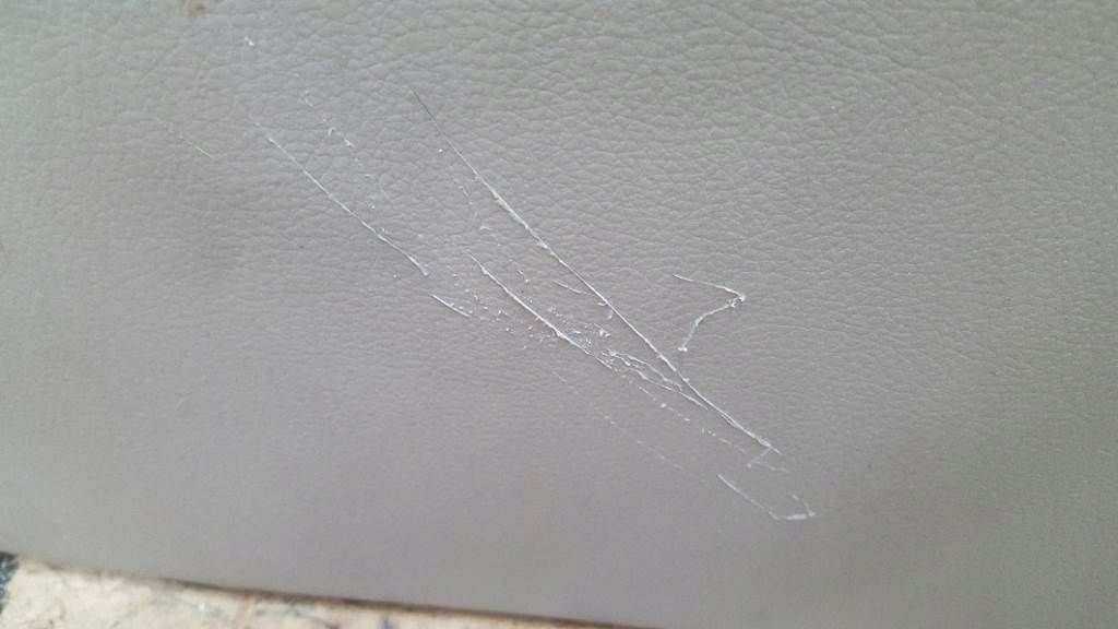 фото №8, Подлокотник туннель subaru outback v europa