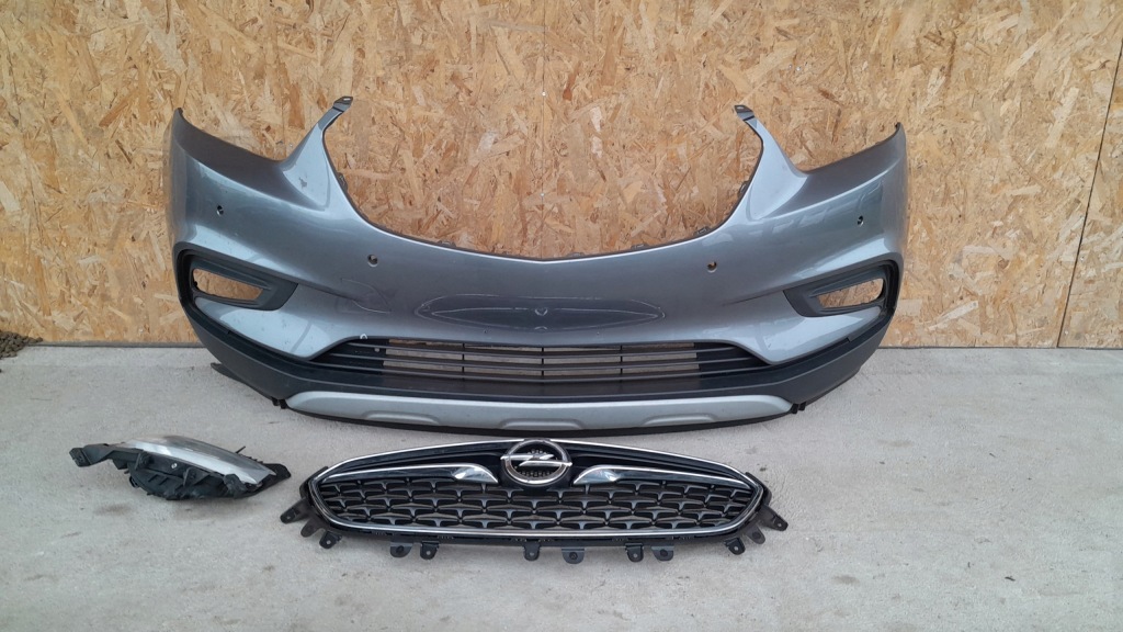 Купити Opel mokka x бампер перед решітка радіатора комплектний  гарний