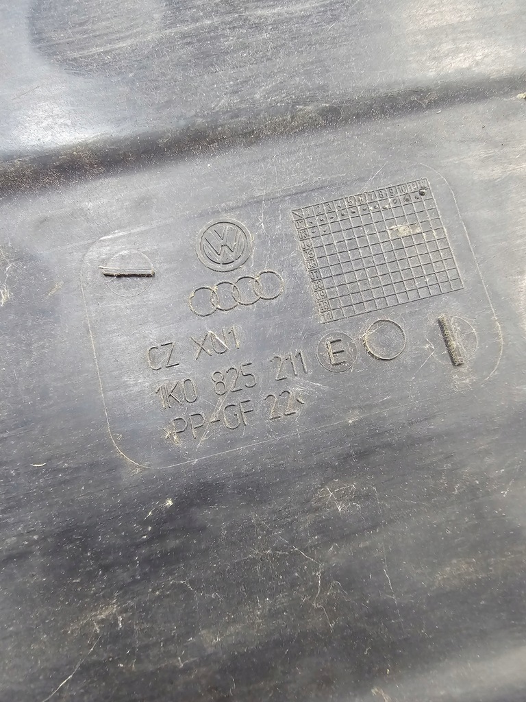 фото №11, Захист підвіска ліва audi a3 8p 1k0825211e