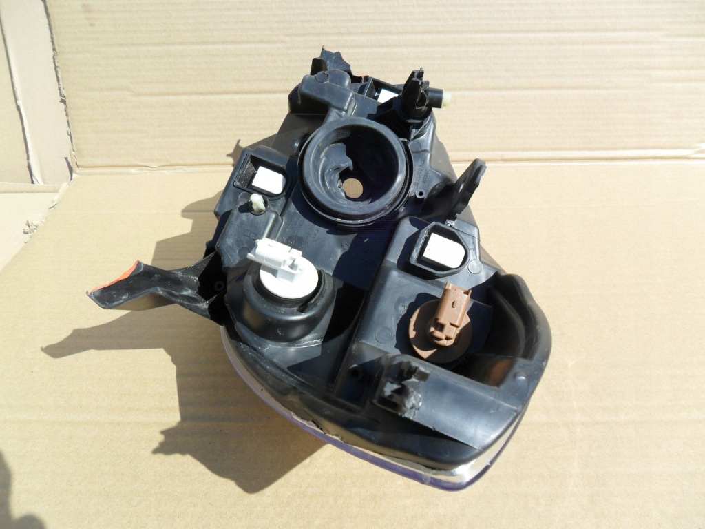 фото №11, Dacia dokker lodgy 12- лампа перед права