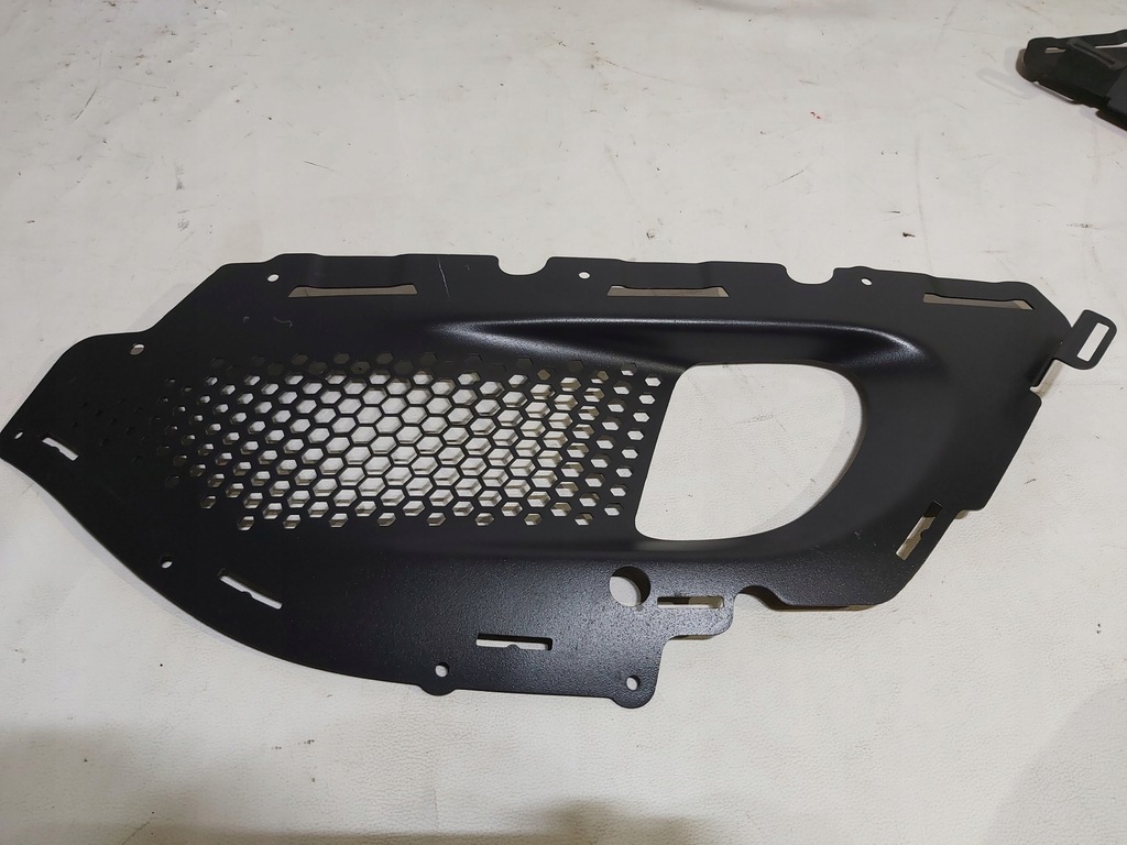 фото №13, Выхлоп конечный гаситель решётка aston martin vantage ky63-5230-ae