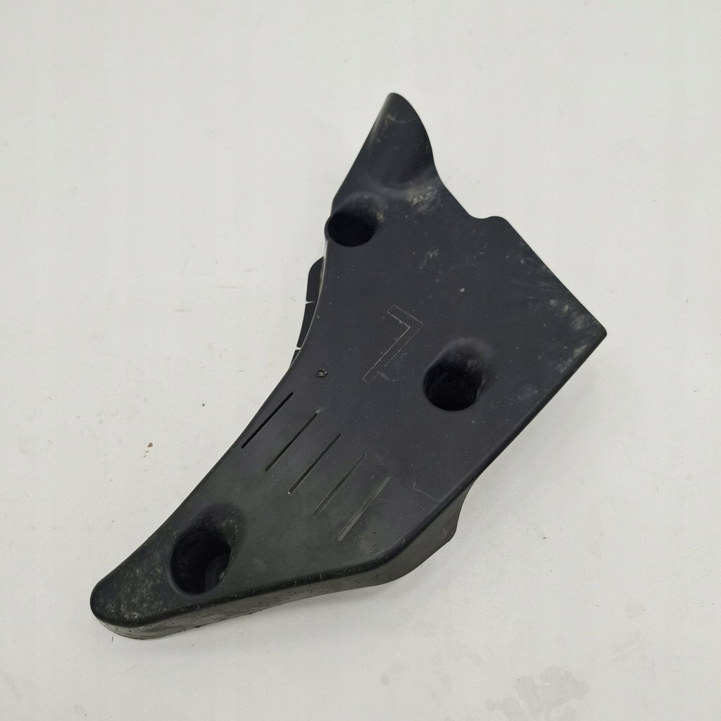 фото №1, Плита захист підвіска права оригінал 6890189 mini cooper se 21r