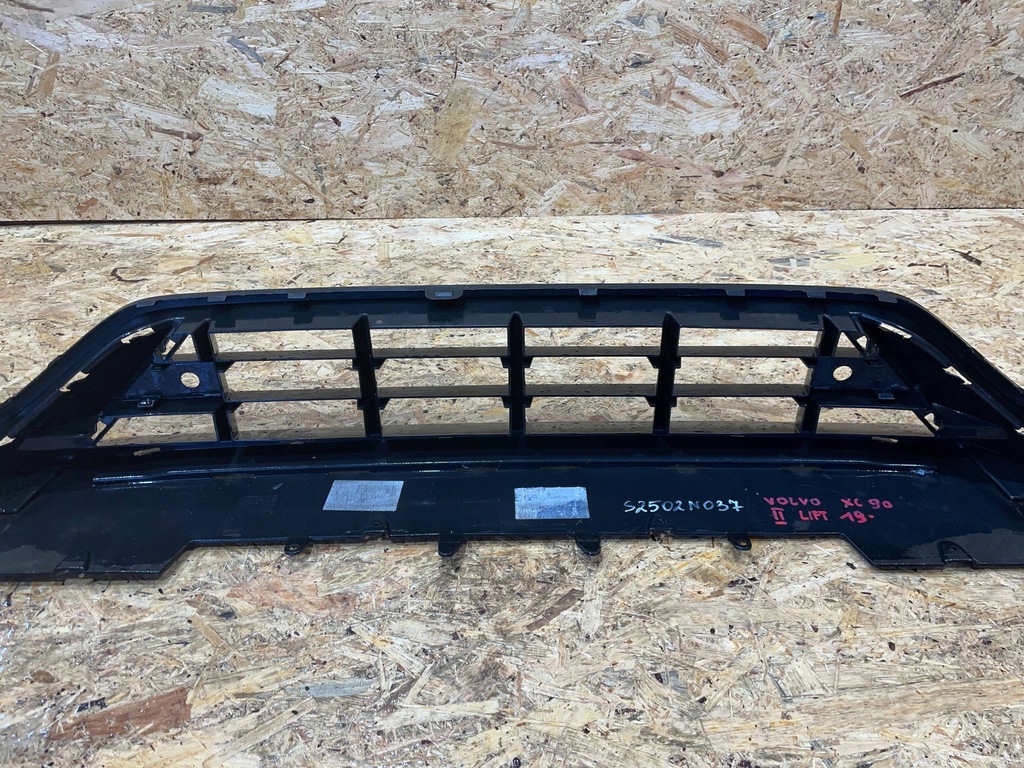 фото №7, Volvo xc90 xc-90 ii 2 lift 19-24 r-design решітка середня бампера перед