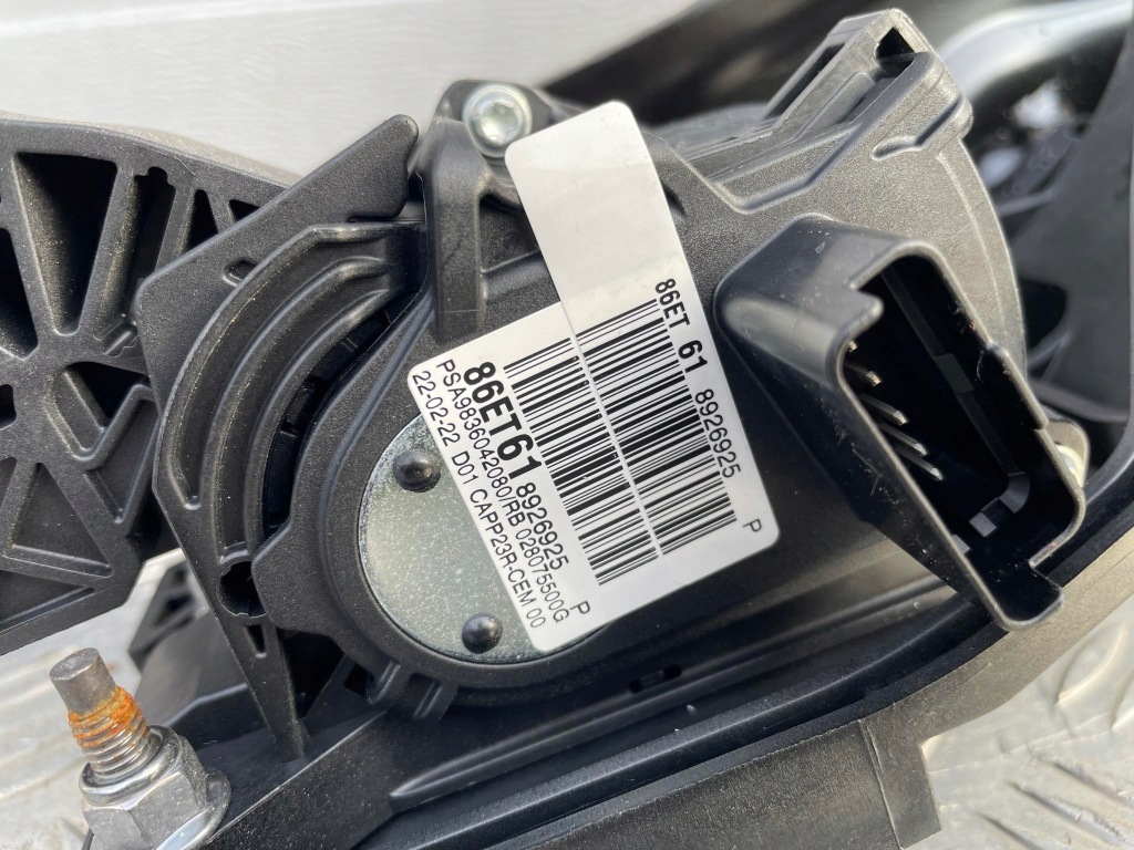 фото №3, Citroen ds7 педаль газа тормоза 1.5 bhdi