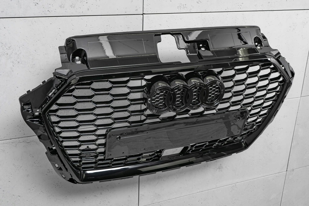 фото №9, Audi a3 8v 17-20 hb решётка радиатора stylizacja na rs3 радар