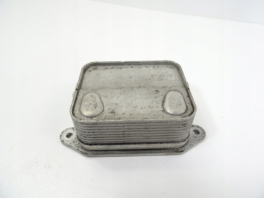 фото №1, Vw t-roc 1.0 tsi радіатор радіатор оливи 04e117021l