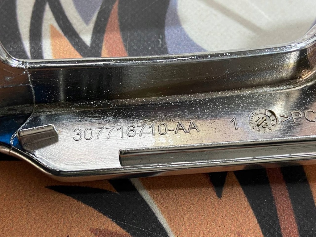 фото №3, Молдинг руля правая range l405 3077-16710-aa