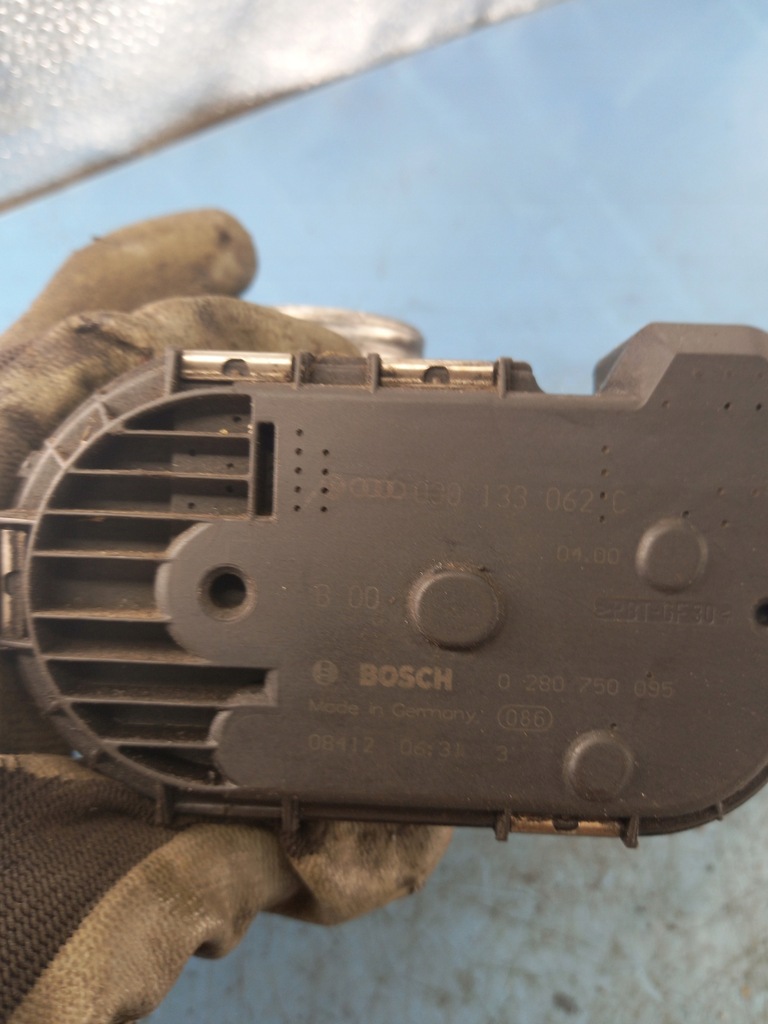 фото №4, Дроссельная заслонка vw polo iii