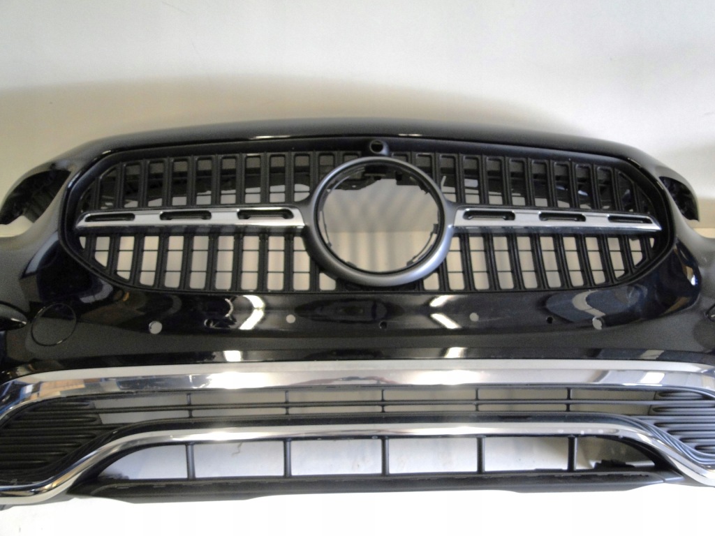 Mercedes хром середній бампера a2478859909 gla h247 247 lift Київ