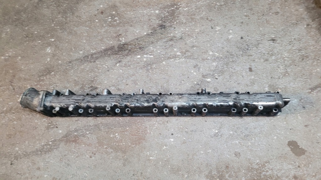 Купить Коллектор впускной  scania 420 r,4 1390209