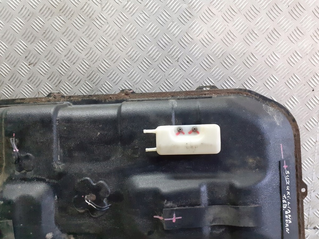 фото №7, Бак bak топлива suzuki liana 1.6