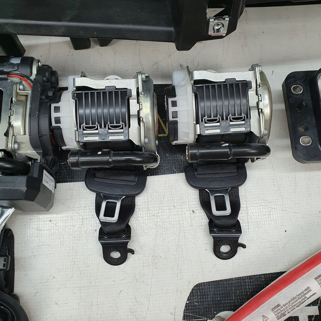 фото №9, A6 c8 4k a7 приборная панель консоль подушки безопасности ремни подушка безопасности