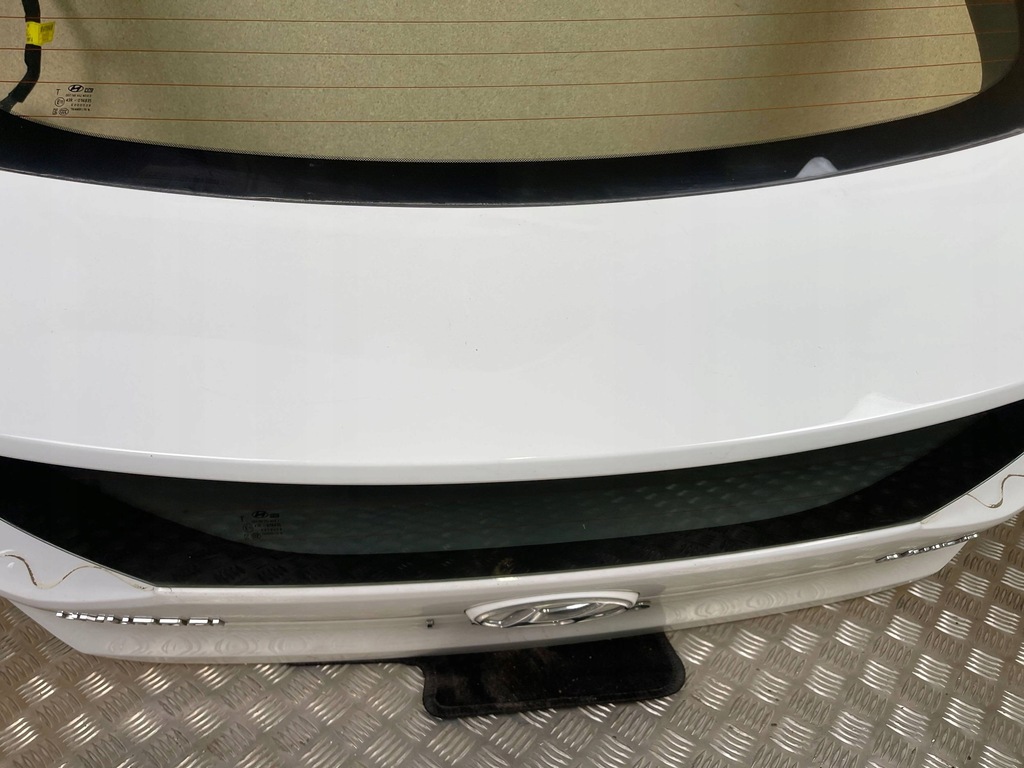 фото №15, Hyundai ioniq 2017 задня кришка багажника багажника