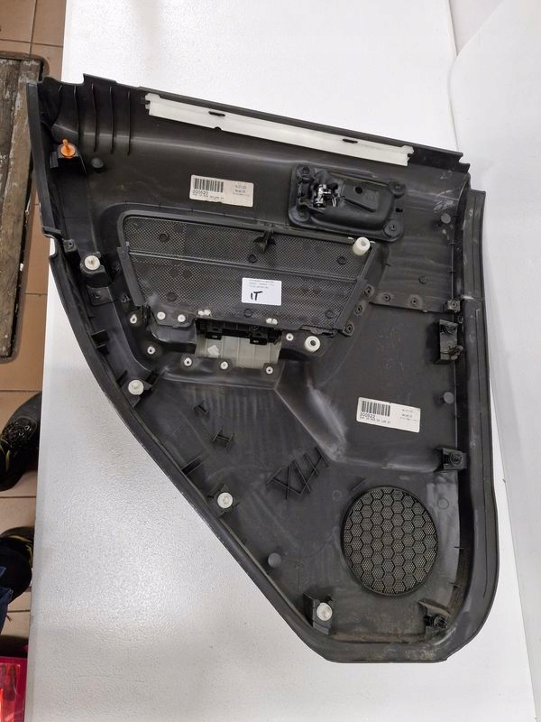 фото №9, Hummer h3 обшивка дверь правый задняя задний кожа