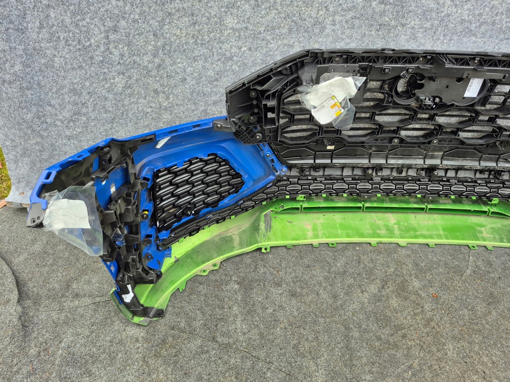 фото №10, Audi rsq8 q8 rs бампер перед оригинал 6x pdc камера